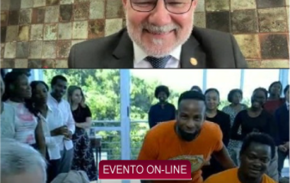 Mestres moçambicanos pela UFPE recebem diploma em evento on-line